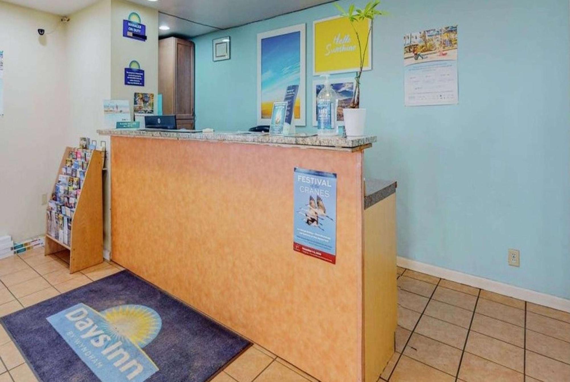 Days Inn By Wyndham Сокоро Екстериор снимка